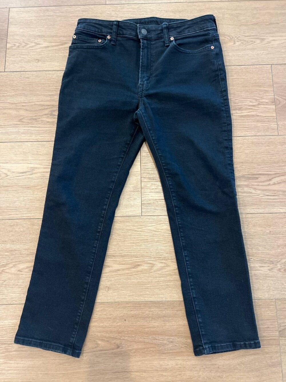 American Eagle Menʼs Size 33x30 Black Slim Straight Airflex Jeans